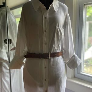 Vintage County Seat made in Italy Western brown leather belt with brass buckle.